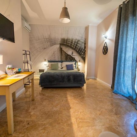 Urban Rooms Таранто Екстер'єр фото
